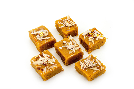 Picture of Besan Barfi 250gm (6-7 pc approx)